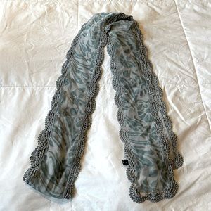 Kenneth Cole Reaction scarf